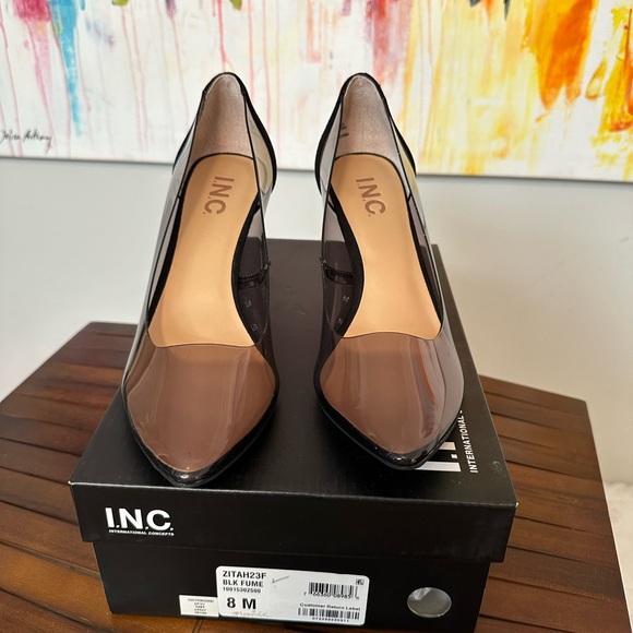 INC International Concepts Pointed Toe Pumps - Picture 4 of 6